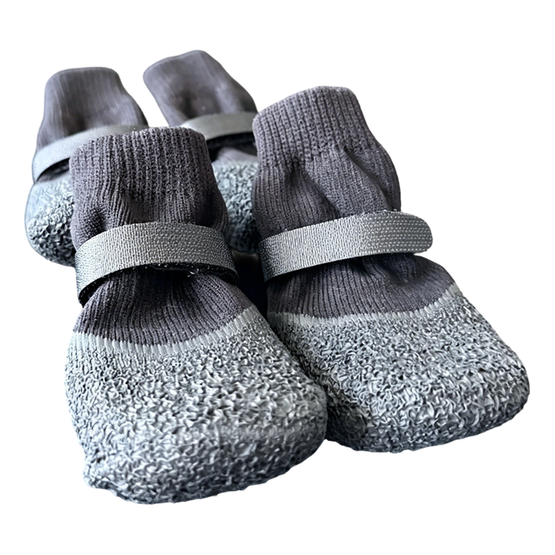 🐶 ACHETEZ 1, OBTENEZ 1 GRATUIT ! ✨ Chaussettes chien antidérapantes imperméables – Semelle caoutchouc & adhérence texturée – Sangle ajustable, tricot respirant, 5 coloris, tailles S/M/L – parfaites pour les promenades par tous les temps 🐾🌧️