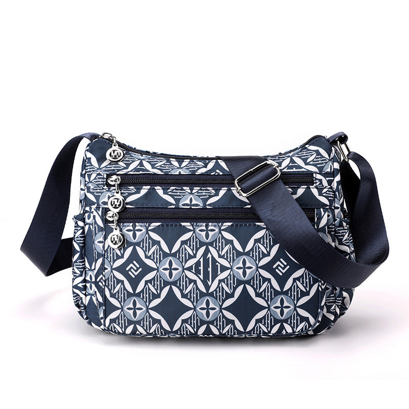 📢📢40% DE RÉDUCTION !! ⏰🎒 Sac bandoulière nylon voyage – Multi-poches, fermeture sécurisée, format compact mais spacieux, parfaite pour les escapades et le quotidien 🗺️☕